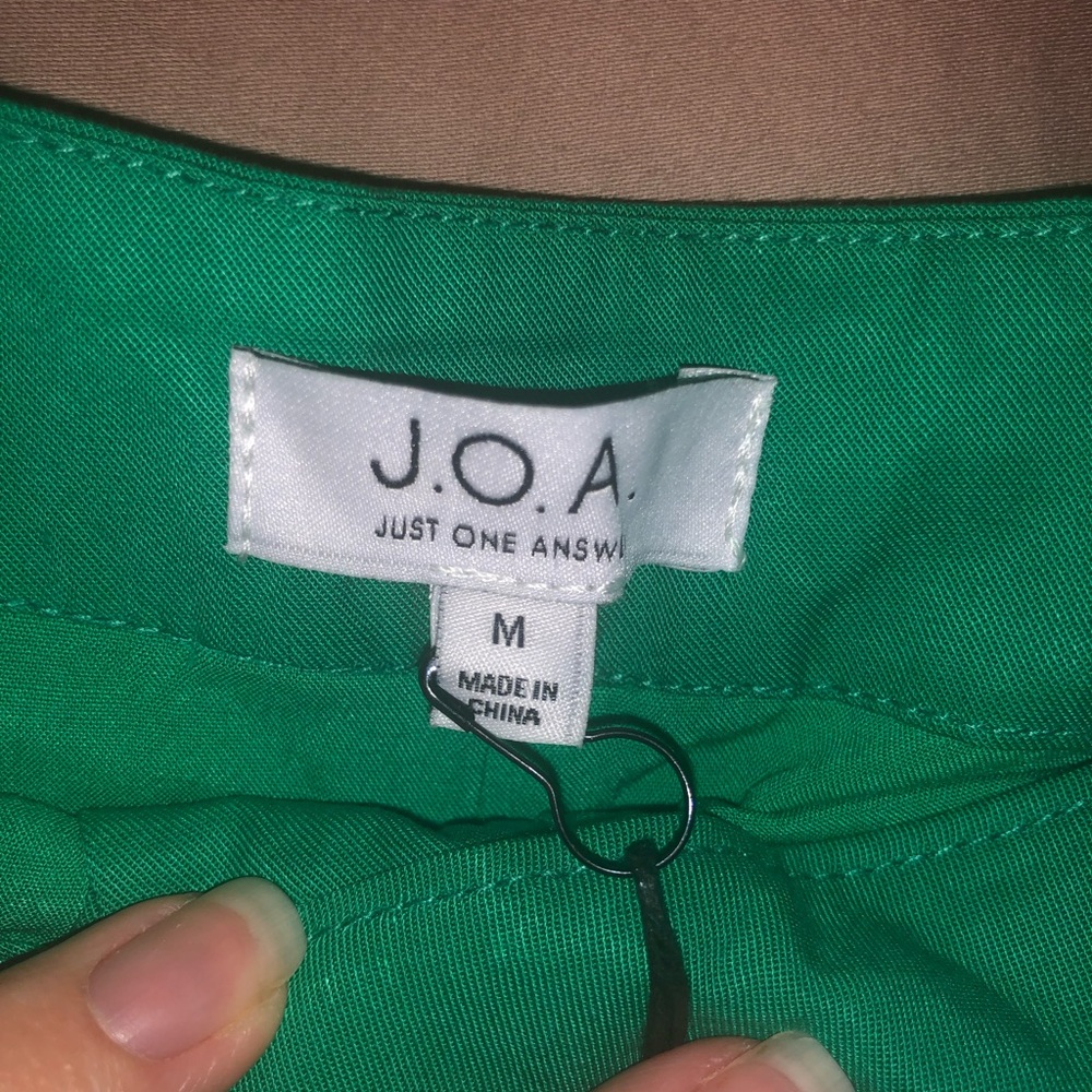 Shorts - Picture 3 of 3